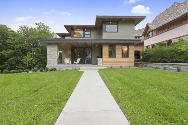 Modern Landscaping in Bloomfield Hills